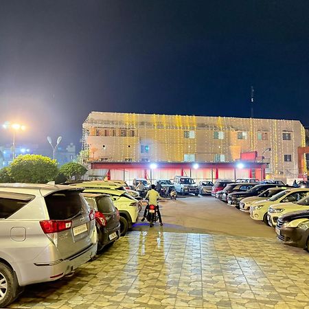 Hotel Emperor Paradise Bilaspur  Exterior photo