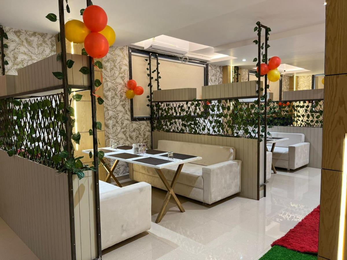 Hotel Emperor Paradise Bilaspur  Exterior photo